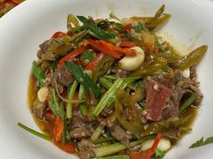 生炒小黄牛肉-辣公子·千岛湖私房菜(滨江店)