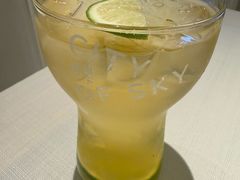 -春树下·树屋花房西餐厅(罍街AS1980店)