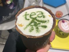 饼干杯奶盖茶-茶是一枝花泡茶店