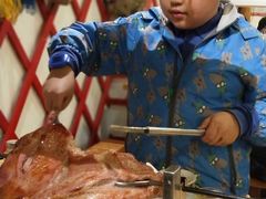 -欢乐牧人蒙古炭烤羊腿(四平路店)