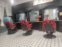 -老男孩男士理容馆·理发·烫染·修面