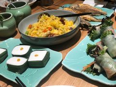 大叻经典菠萝海鲜炒饭-米纸越南小馆(金鹰世界店)