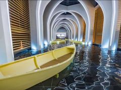 -涨巢·潮玩水疗局