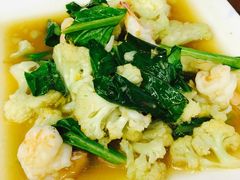 -J Daeng Seafood