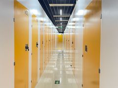 -安东易迷你自助仓储寄存仓库(草桥店)