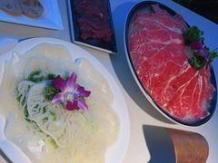 -墨居上隐·院子里火锅(峨眉店)