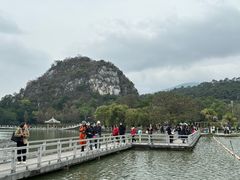 -星湖旅游景区七星岩