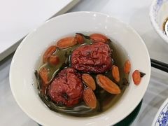 -三江源美食城