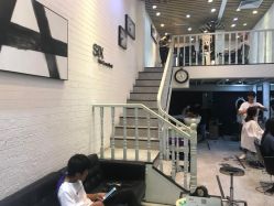 -SIX Hair Consultant