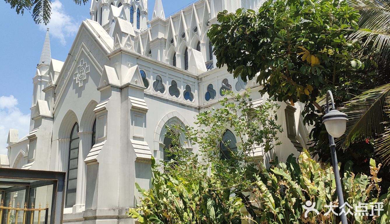 半山半岛吉庆广场