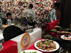 -领鲜活海鲜榴莲自助火锅(东门店)