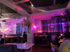 -樱花里音乐餐吧·牛扒椰子鸡(东圃店)