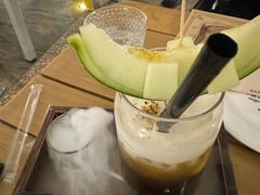 -Mark&Mars Restaurant