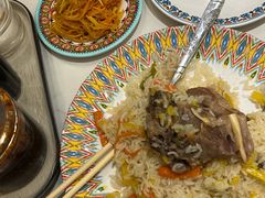 -努日曼无花果抓饭快餐(和田街小区店)