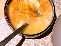 -穹六人间 people 6(岳阳路店)