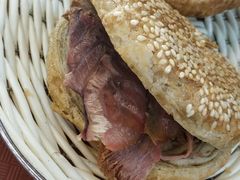 牛肉烧饼-天津乾毓德饭庄·清真传统炒菜·海鲜烧烤(咸阳路店)