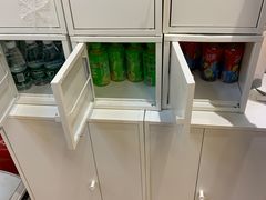 -COLOR PETS 撸猫馆·购猫·猫咖(长风大悦城店)