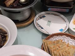 -湘阅•威海海鲜•湖南味道(华宝店)