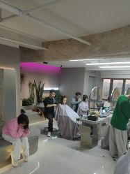 -宫铭烫发染发接发店