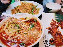 -老赵太太麻辣烫涮肚馆(大经路店)