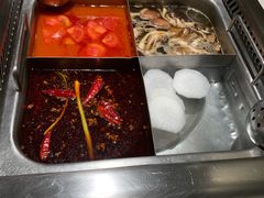 -海底捞火锅鲜切牛肉主题店(长寿路店)