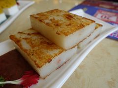 香煎腊味萝卜糕-中恒华茶楼(牌坊店)