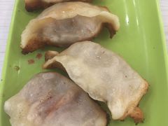 -珊珊小笼馆(仙霞路店)
