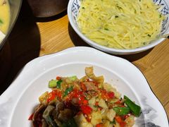 -寻钵记民菜馆·正宗常德钵子菜(滨湖路店)