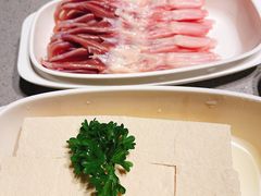 鸭舌-海底捞火锅(吴中路店)