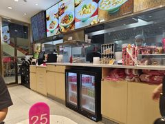 -小杨生煎(金山百联购物中心3楼店)