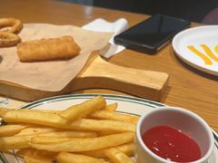 -菲滋意式餐厅(上虞万和城店)