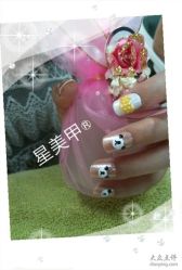 可爱小熊-星美甲