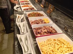 自助取餐区-金海湾自助餐厅(金陵饭店)