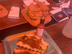 -Catch Bagel(芳草地店)