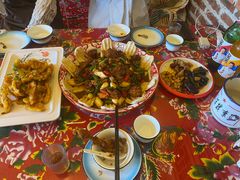 -闯关东东北农家菜(崂山石老人店)