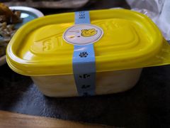 -蜜蜂小象·榴莲千层蛋糕(时代汇11栋店)
