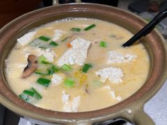 台州豆腐煲-鸽子侯·家宴·平价海鲜(绿地店)