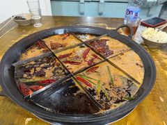 -正南齊北重庆老火锅(光华村直营店)