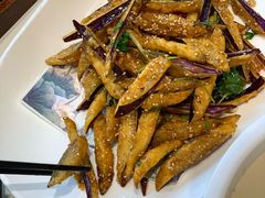 -梅利汴京烤鸭•开封豫菜地标店(东司门店)