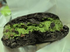 抹茶黑巧碎贝果-PAOPAO Bakery&Café(港汇店)