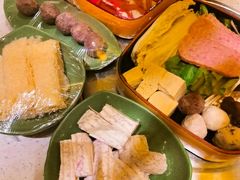 海南芋头-润园四季椰子鸡火锅(海上世界店)