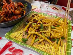 -肥肥虾庄·金牌油焖大虾(汉口城市广场店)