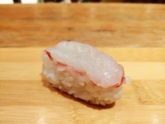 牡丹虾手握寿司-泉寿司(万科公园店)