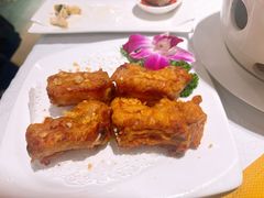 酥炸蒜香骨-弘雅饭店