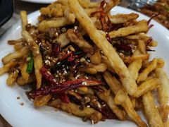 -江城燕子大排档(江汉路步行街店)