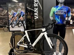 -迪卡侬(南二环店)