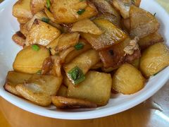 -芦茨金富饭庄·25年老字号·专做稻草鸡
