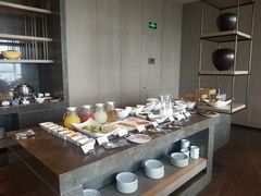 自助取餐区-无锡鲁能万豪酒店-行政酒廊