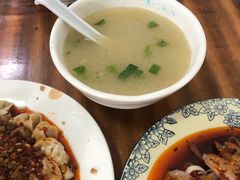 素豆汤-温记府廟豆汤饭·始于1955年(海椒店)