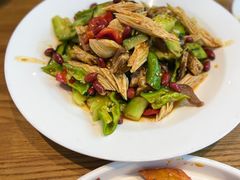 -俭寨大盘鸡·手抓肉·烧烤新疆菜(乌苏路店)
